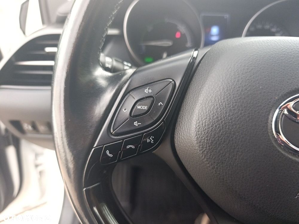 Toyota C-HR 1.8 Hybrid Premium - 24