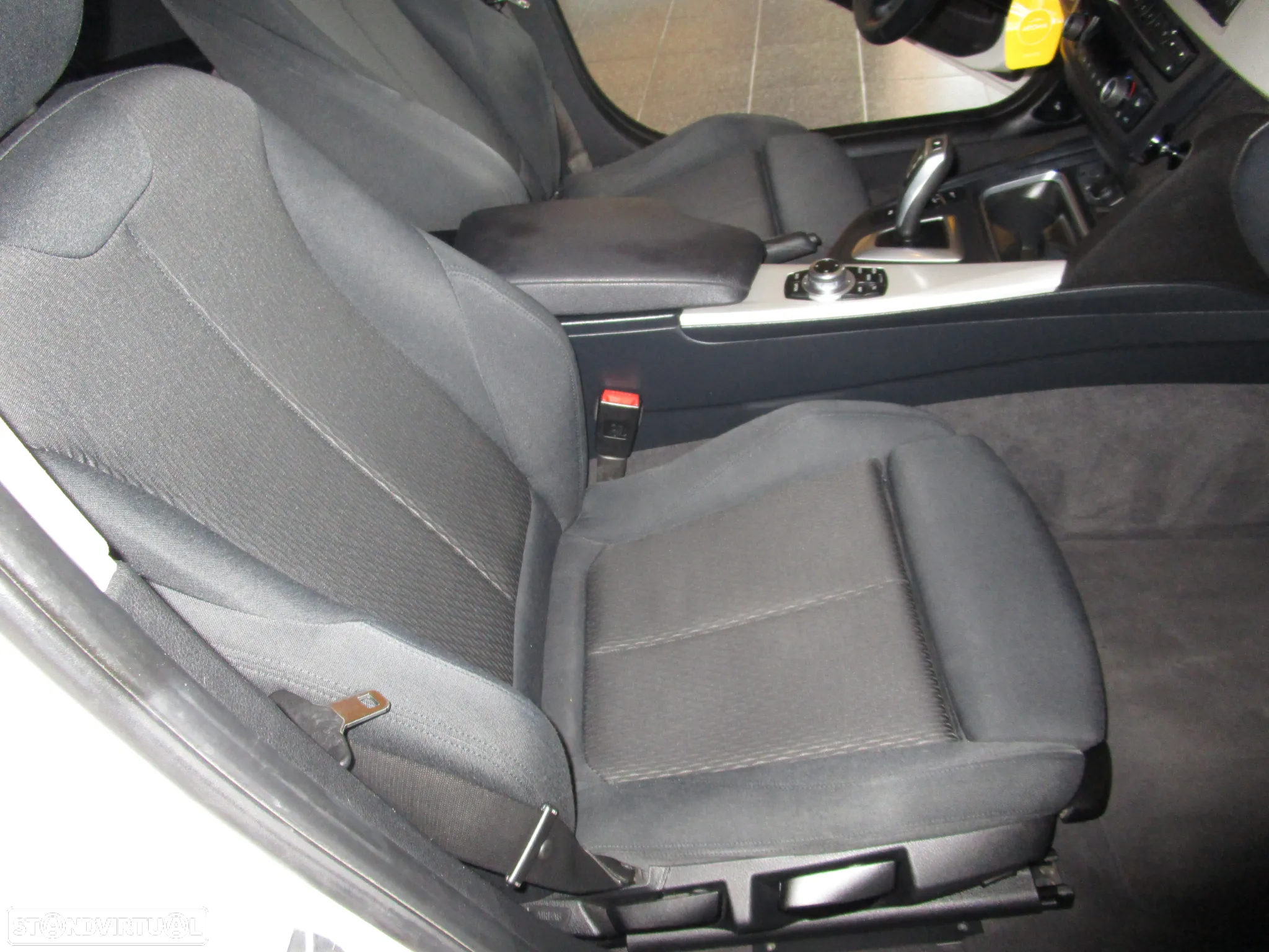 BMW 320 d Touring Aut. Sport Line - 29