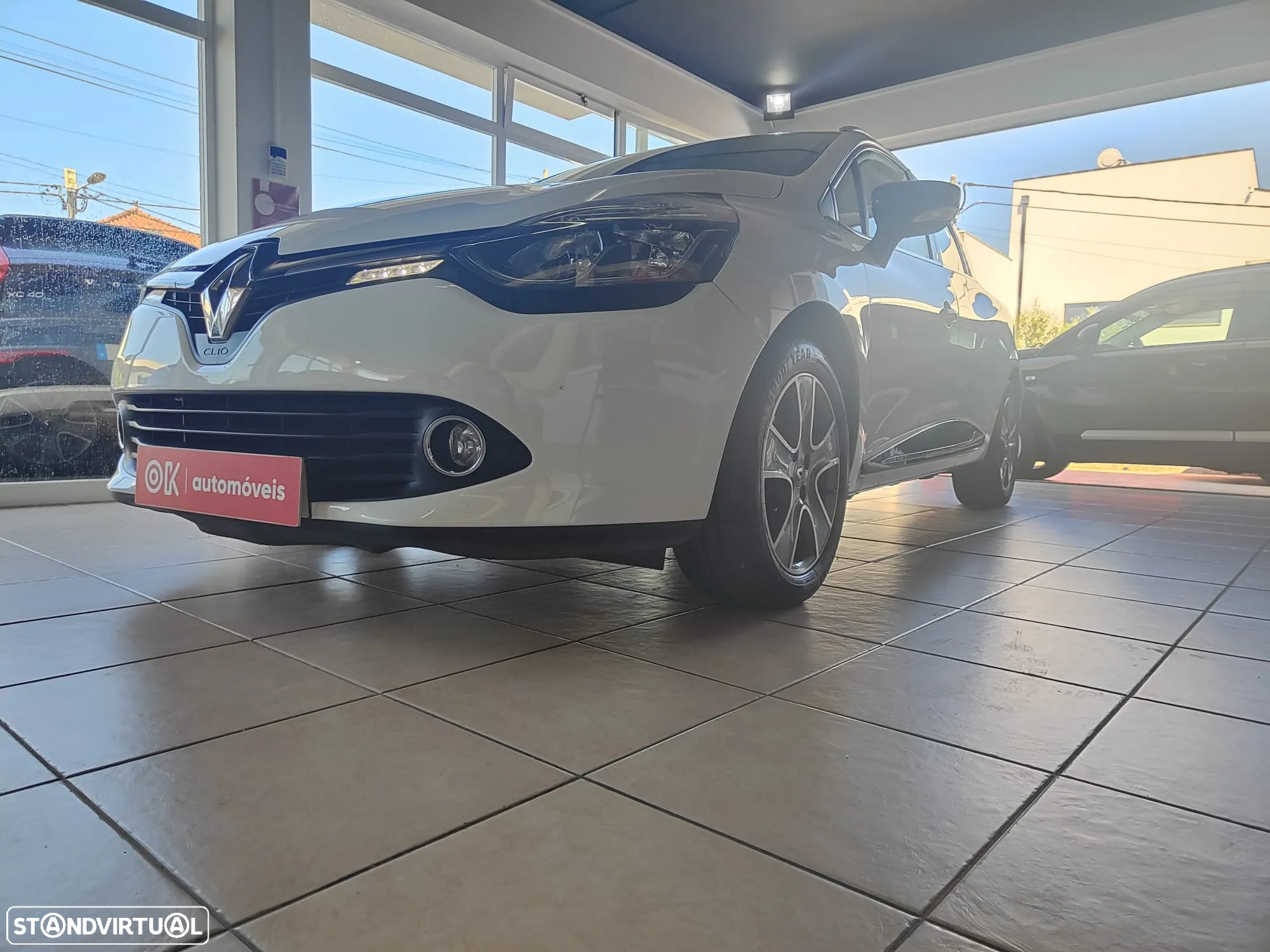 Renault Clio Sport Tourer 1.5 dCi Limited - 6