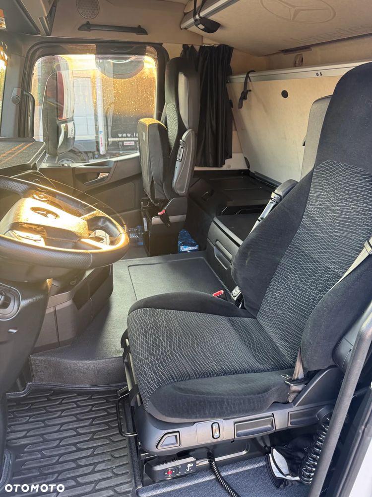 Mercedes-Benz Actros standard - 7