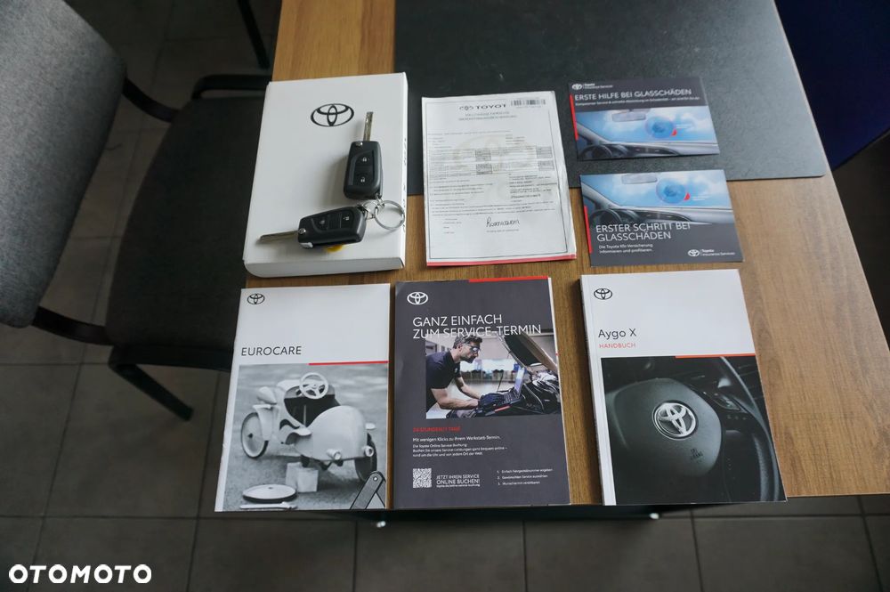 Toyota Aygo X 1.0 VVT-i Executive CVT - 40