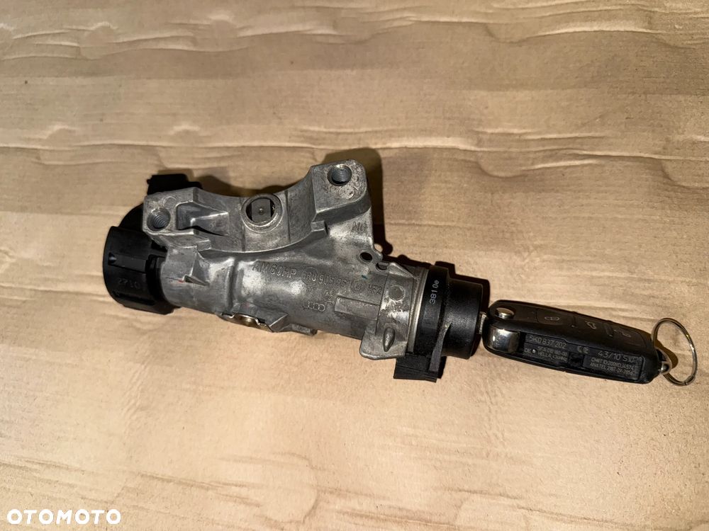 Stacyjka kluczyk 6R0905851B Volkswagen Polo V 6R OE - 2