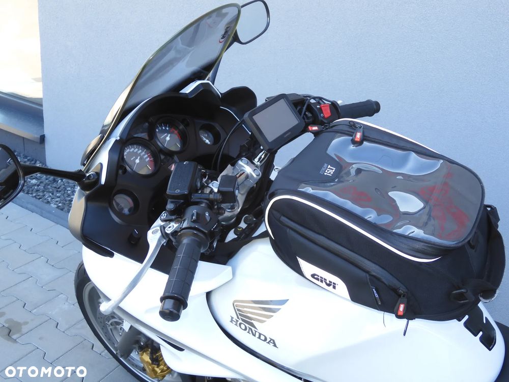Honda CBF - 6