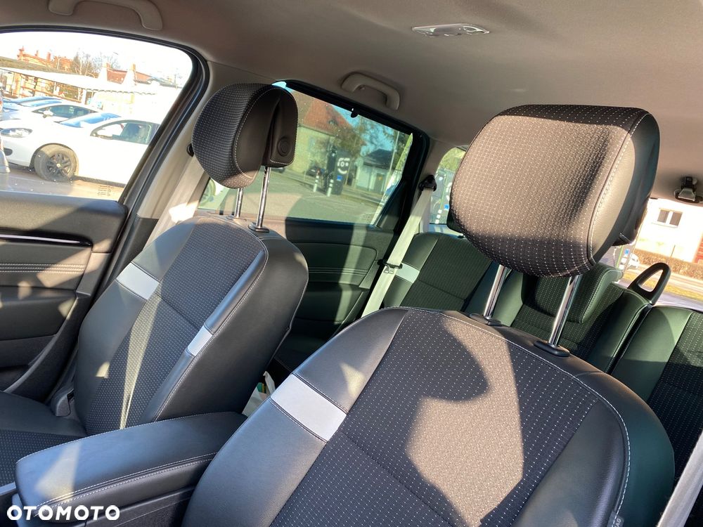 Renault Scenic 1.9 dCi Bose Edition - 9