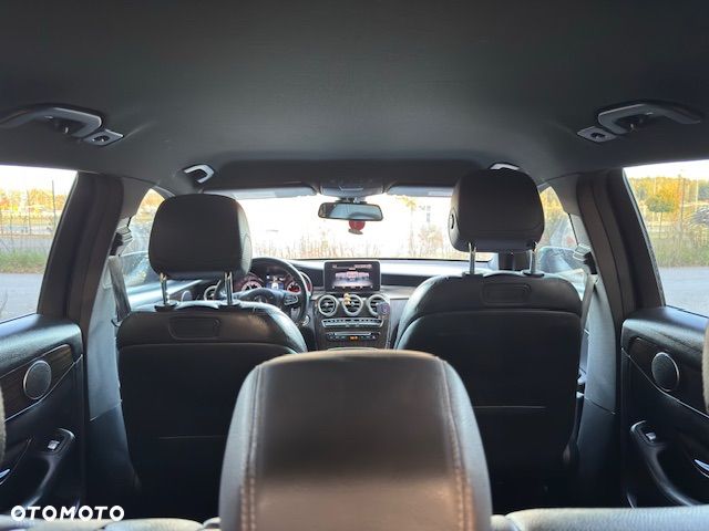 Mercedes-Benz GLC - 29