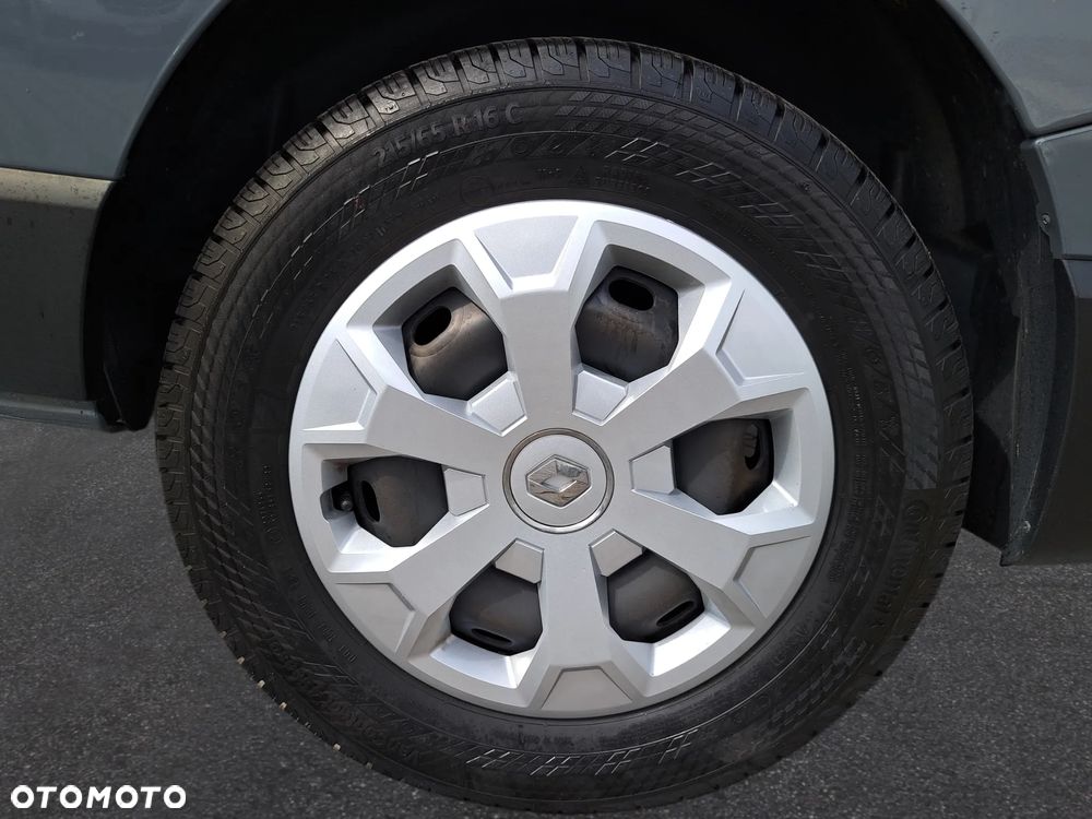 Renault Trafic - 10