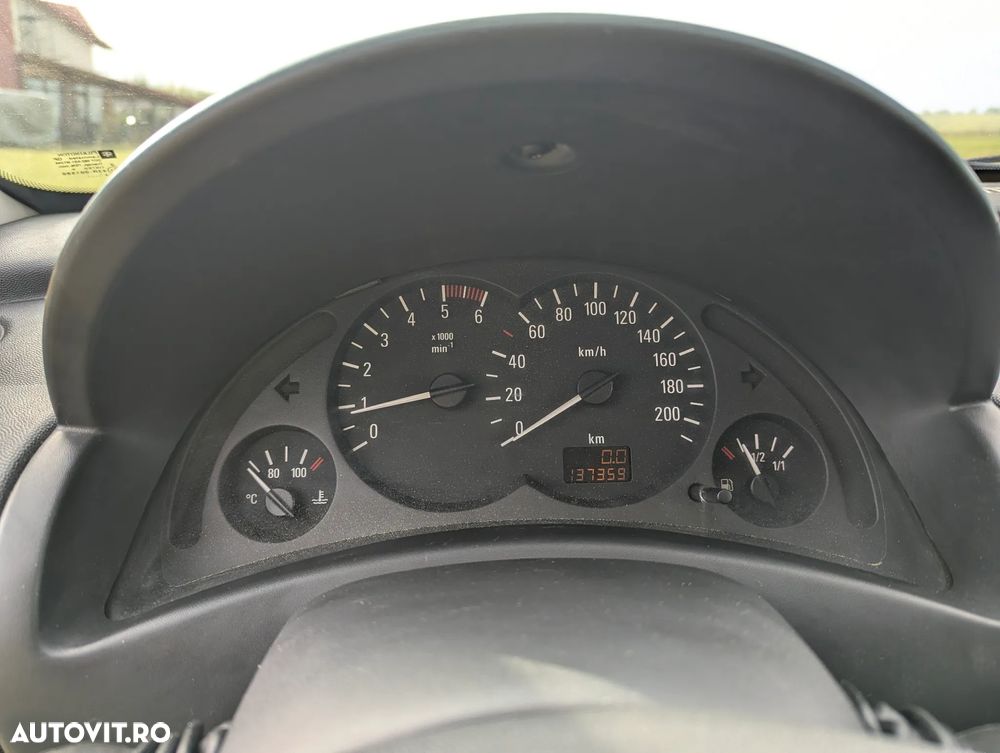Opel Corsa - 6