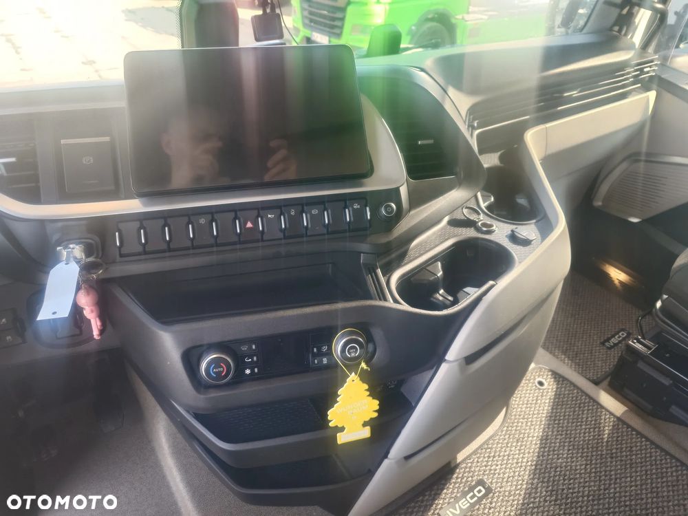 Iveco S-WAY 580 - 8