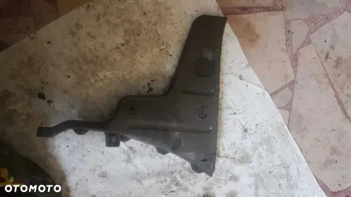 Ślizg zderzaka lewy tył AUDI A4 B7 - 2