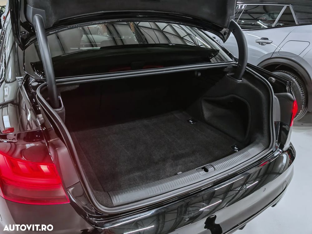 Audi A4 Limuzina 35 TFSI S tronic S line - 40