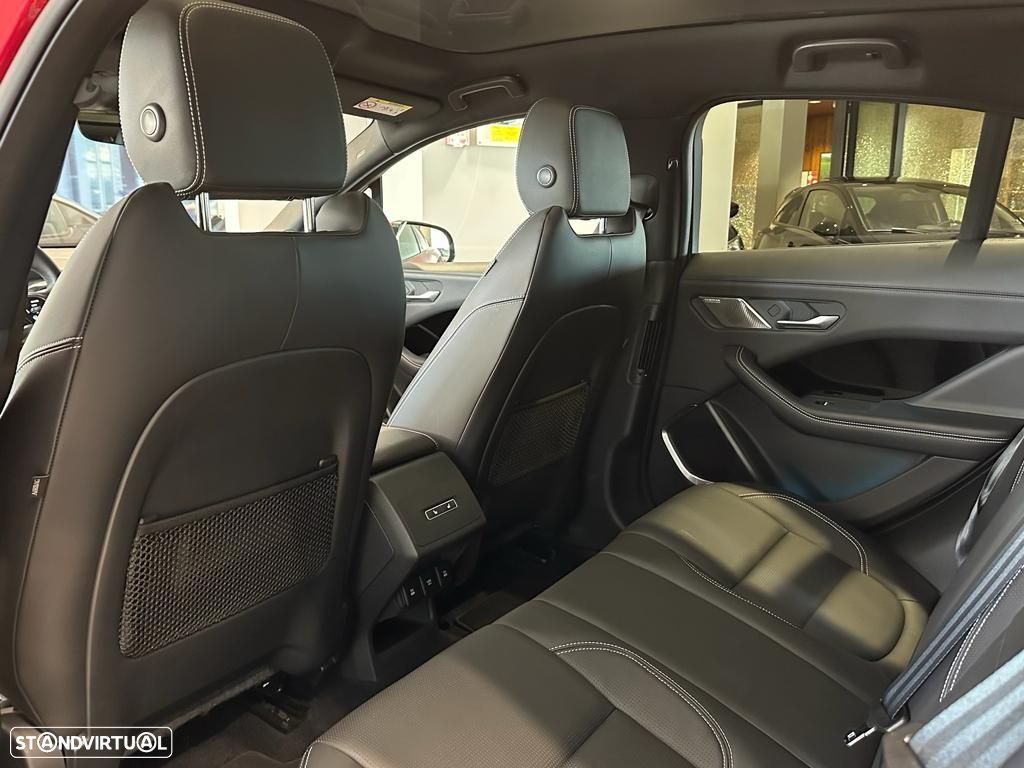 Jaguar I-Pace - 35