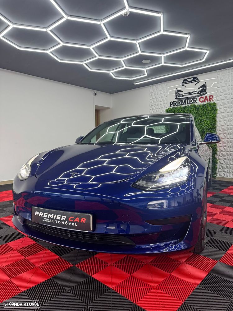 Tesla Model 3 Standard Range Plus RWD - 1