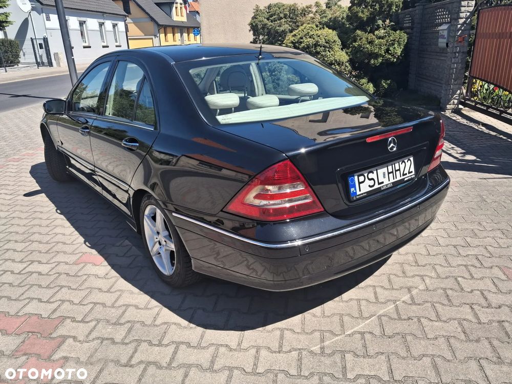 Mercedes-Benz Klasa C - 2