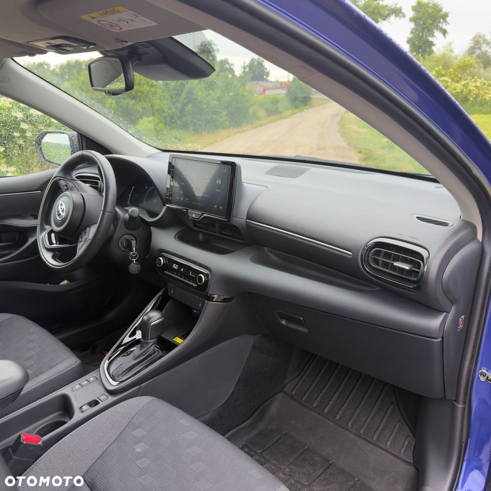 Toyota Yaris Hybrid 1.5 Style - 19