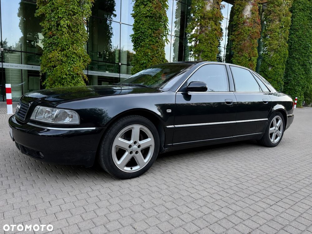 Audi A8 - 2