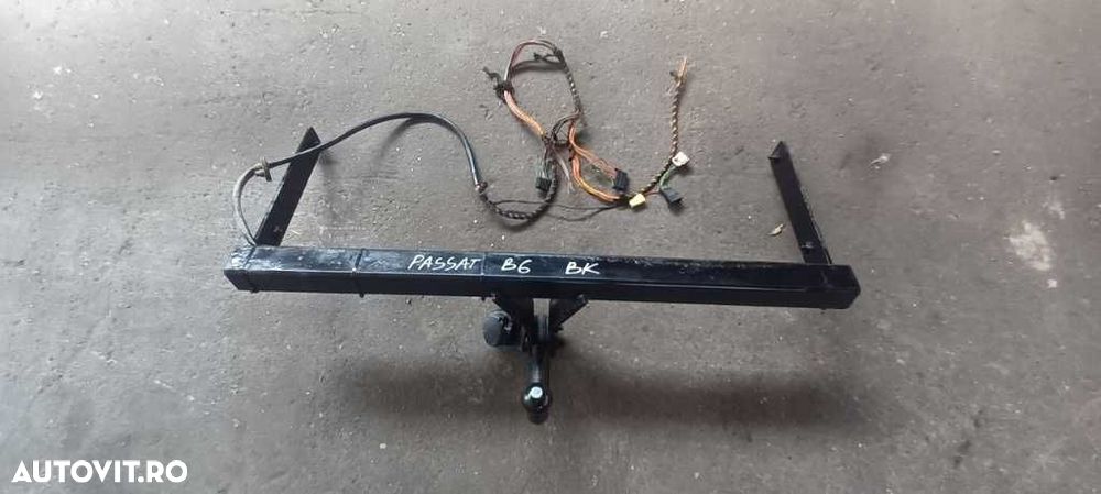 Carlig remorcare Volkswagen Passat B6 Break - 1