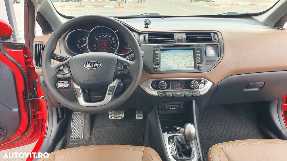 Kia Rio - 26