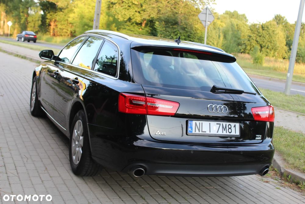 Audi A6 - 6