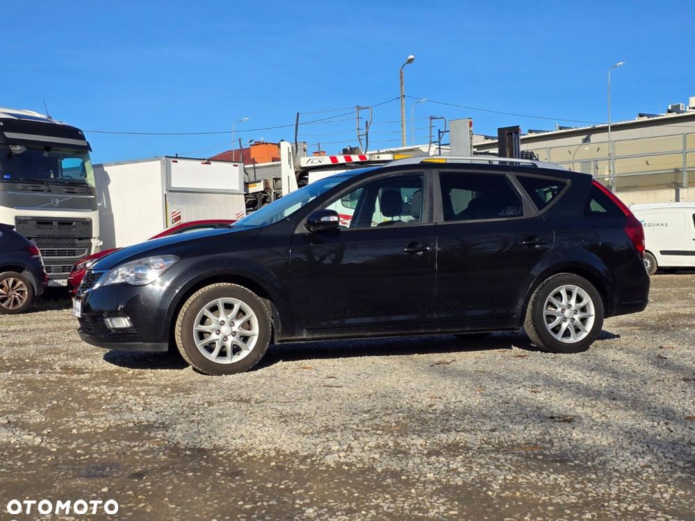 Kia Ceed 1.6 CRDi 90 ISG Spirit - 16