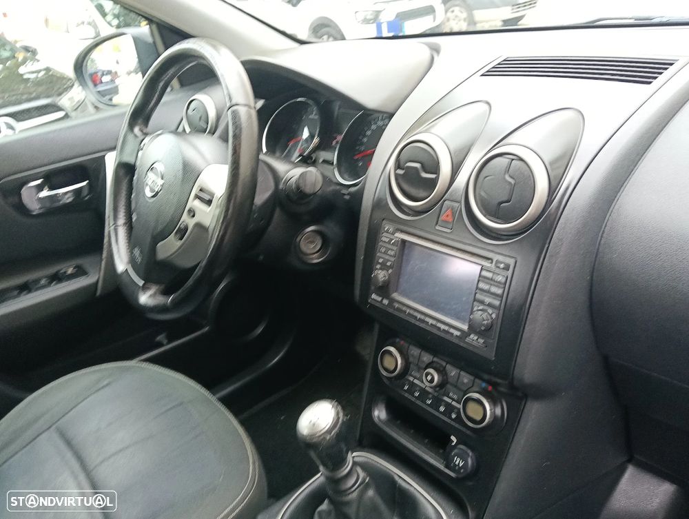 Nissan Qashqai 1.5 dCi Tekna Premium 17 129g - 19