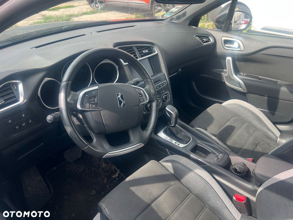 Citroën DS4 1.6 e-HDi SoChic MCP - 7