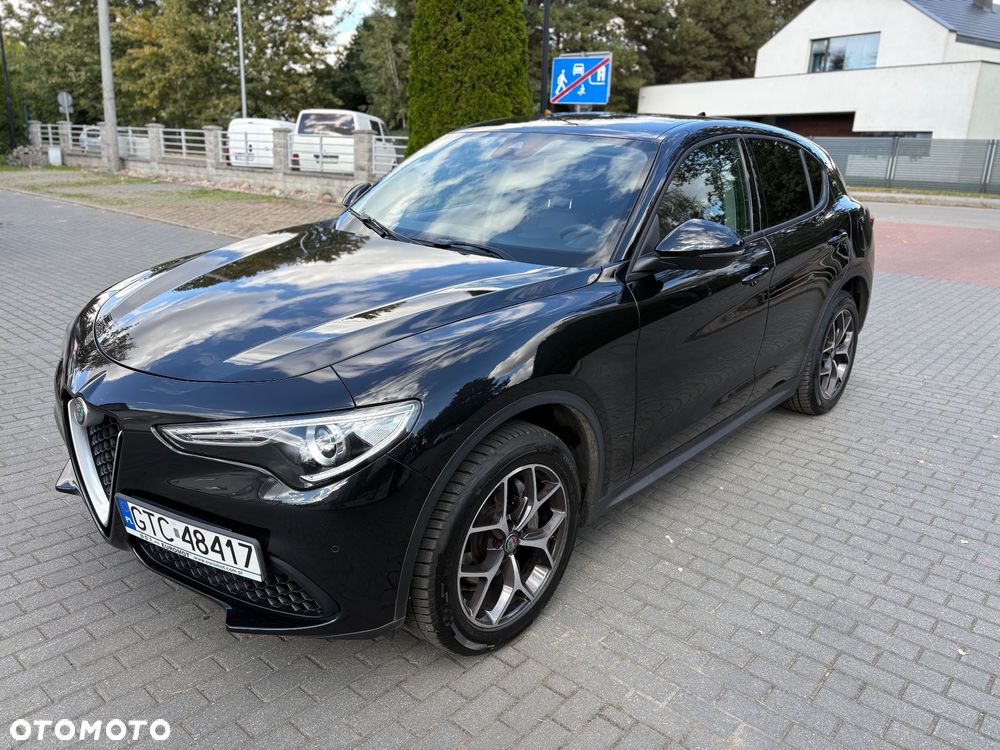 Alfa Romeo Stelvio 2.0 Turbo Q4 - 1