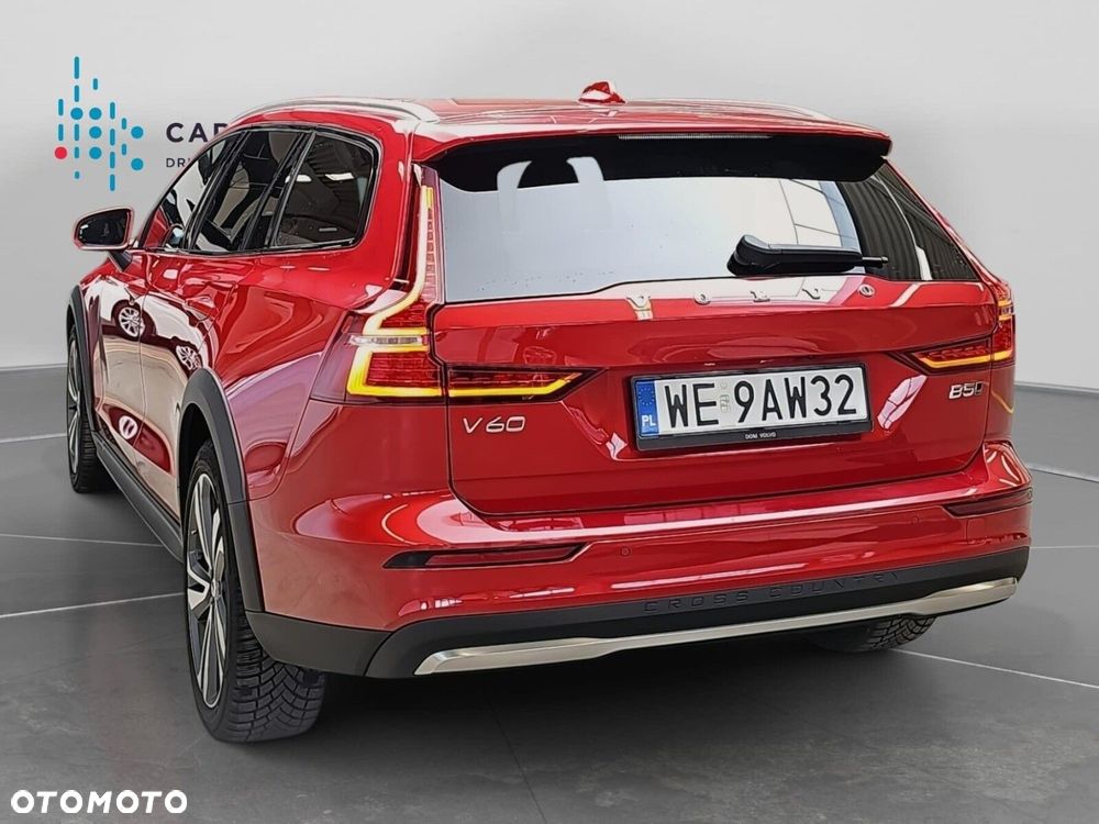 Volvo V60 Cross Country Plus B5 B AWD - 27