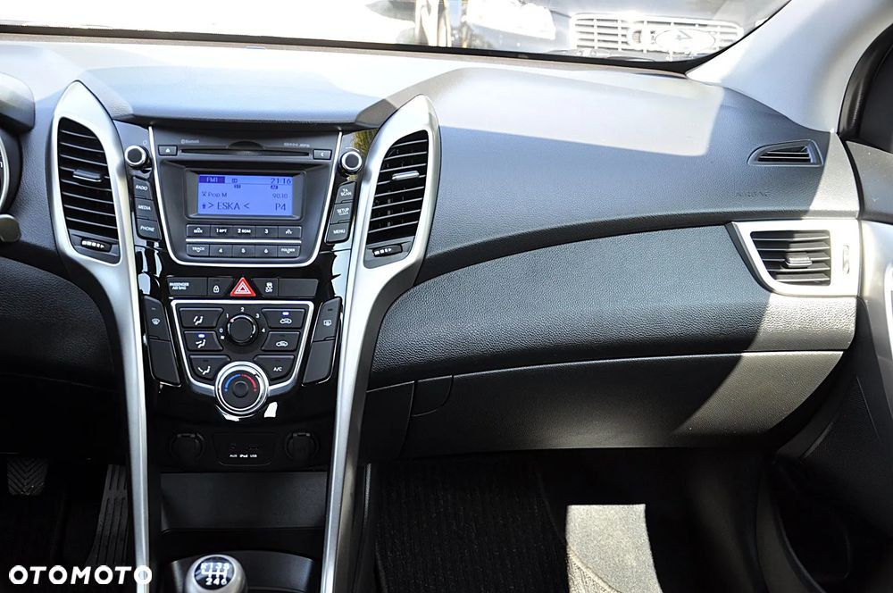 Hyundai i30 1.6 GDI Premium - 22