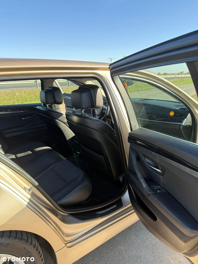 BMW Seria 5 520d - 11