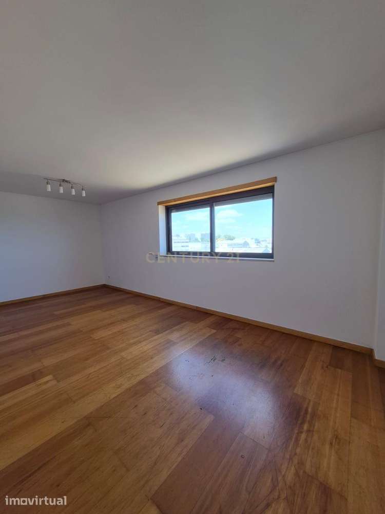 Apartamento T3 em Marvila, Lisboa com Luz Natural e Intercomunicador - Grande imagem: 5/14