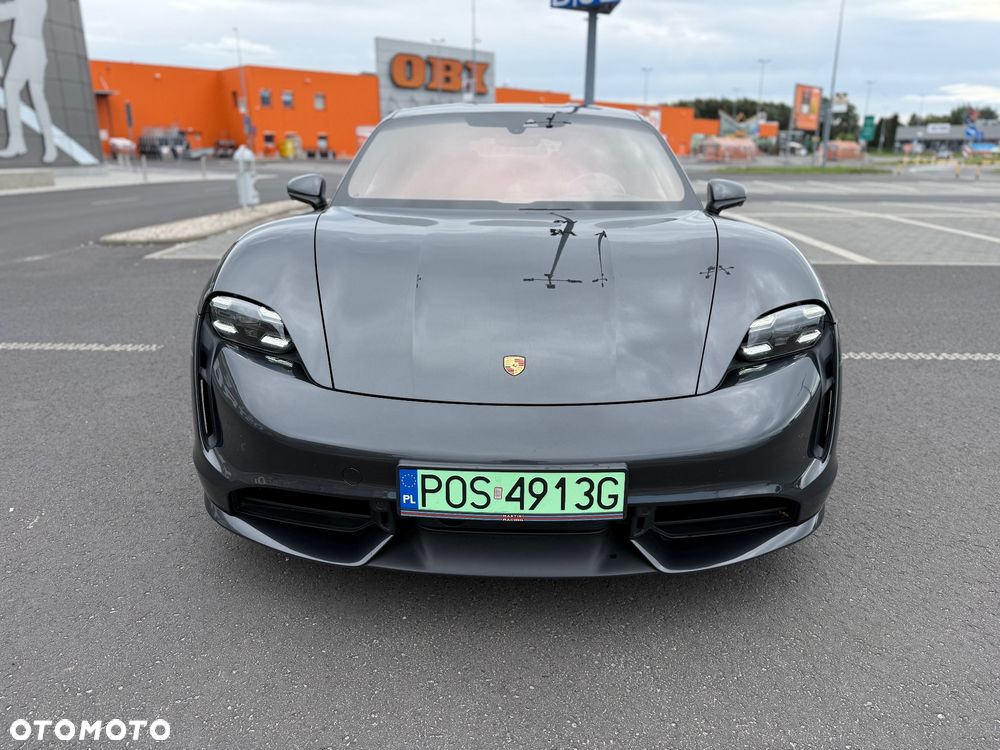 Porsche Taycan Turbo - 26