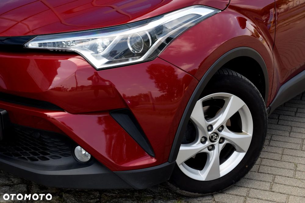 Toyota C-HR - 11