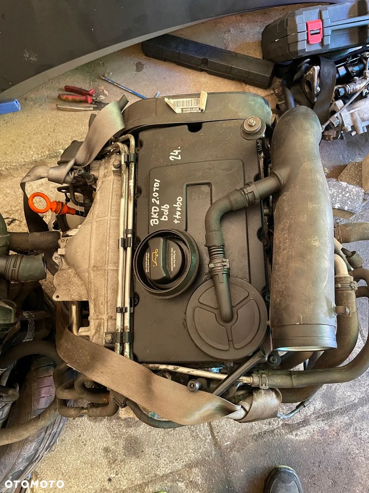VW TOURAN SILNIK BKD 2,0 TDI 140km Z NIEMCA KOMPLETNY - 7