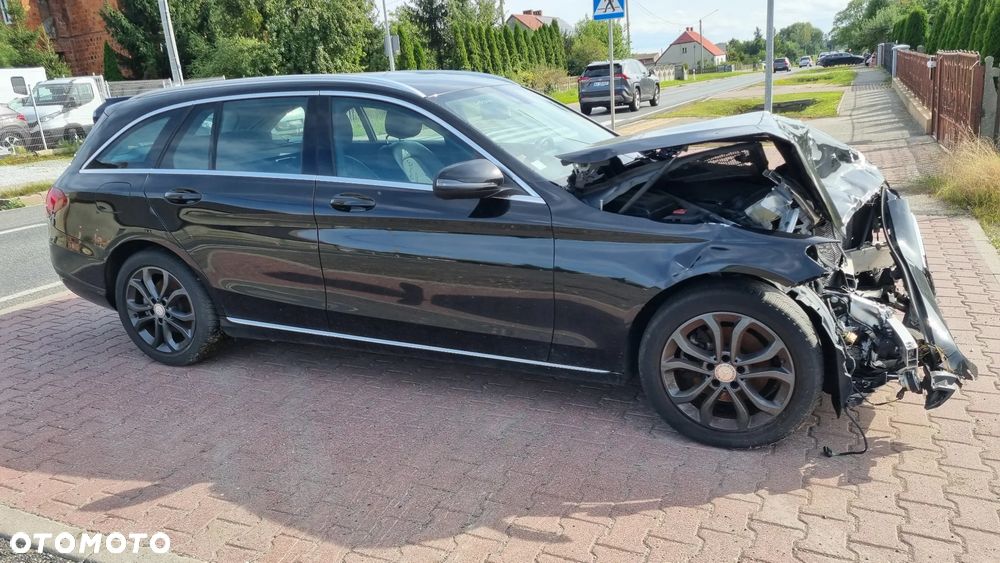 Mercedes-Benz Klasa C 220 CDI Classic - 11
