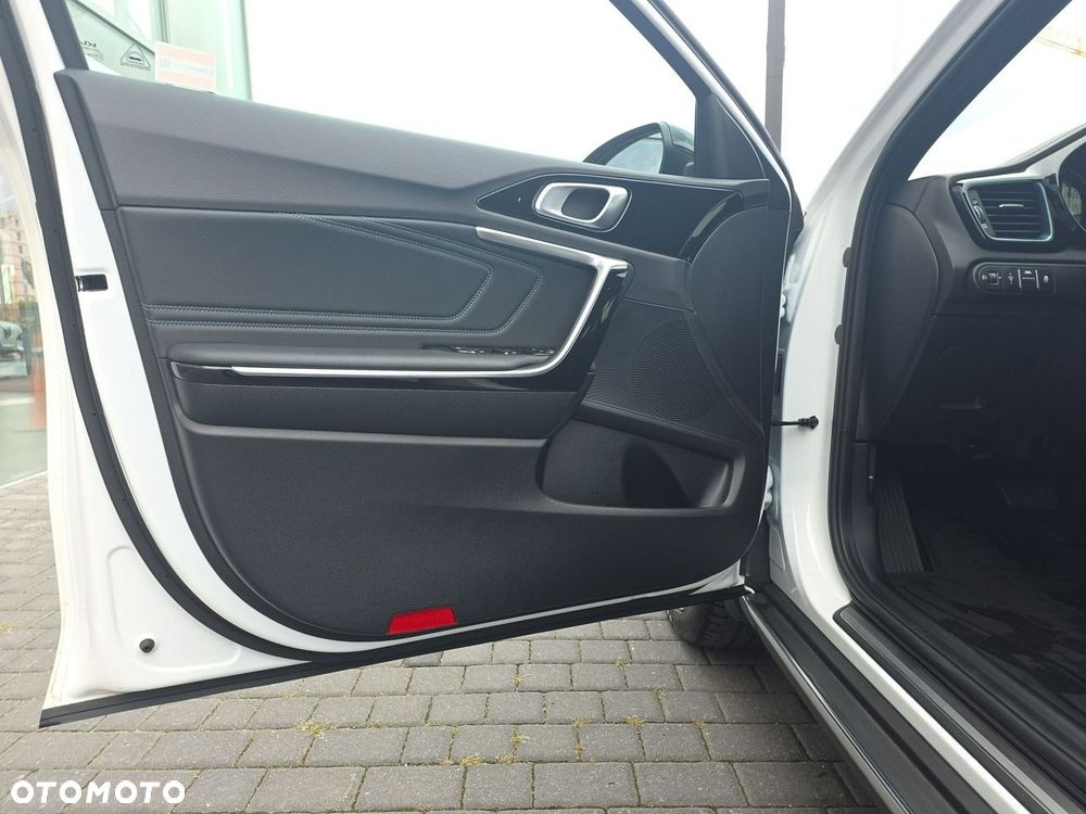 Kia XCeed 1.6 T-GDI Tribute DCT - 12