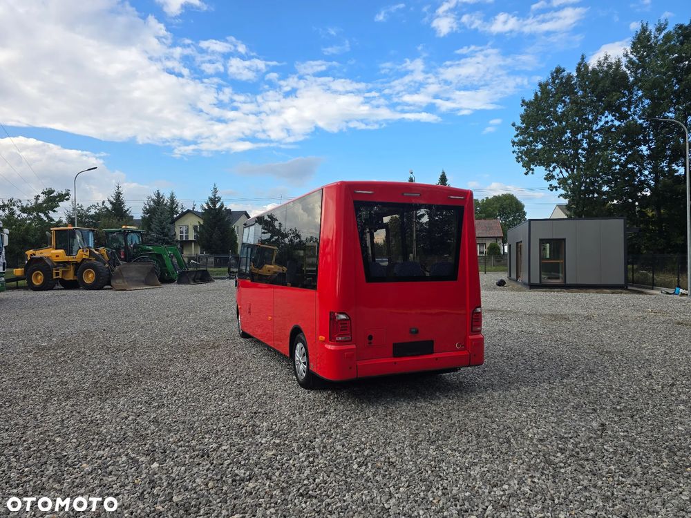 Volkswagen T6/Mikrobus/Bus szkolny/Kat B 8+1 - 18