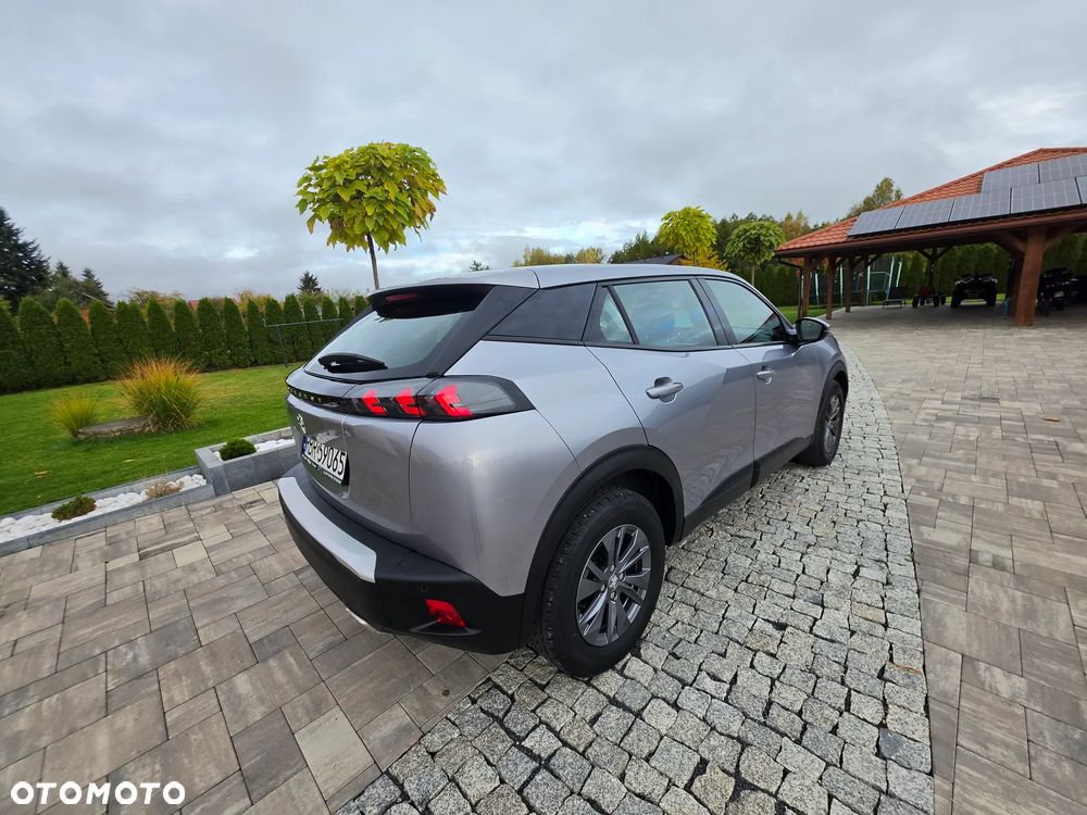 Peugeot 2008 1.2 Pure Tech Allure S&S - 25