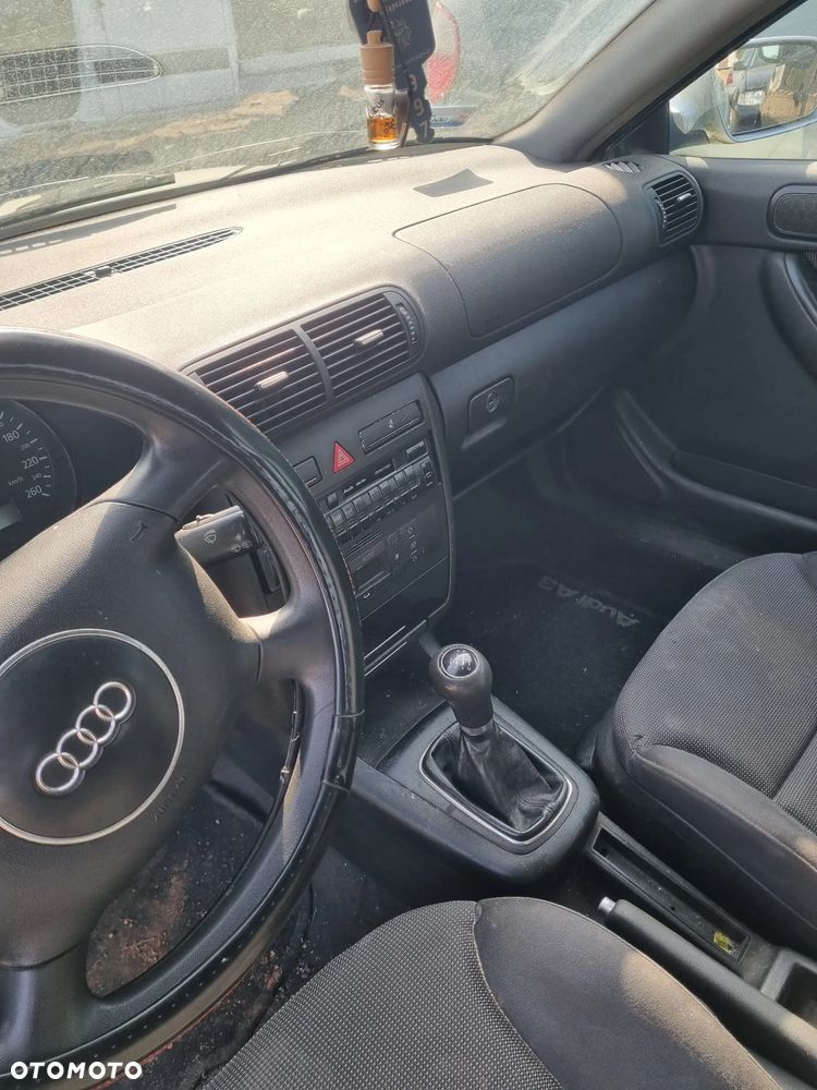 Audi a3 8l lift 1.9 tdi ATD 101km skrzynia EUH lakier LY7W na części - 9