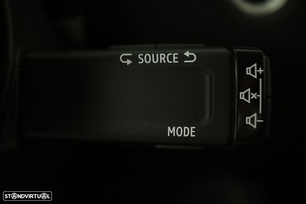 Renault Captur 1.0 TCe Techno Bi-Fuel - 17