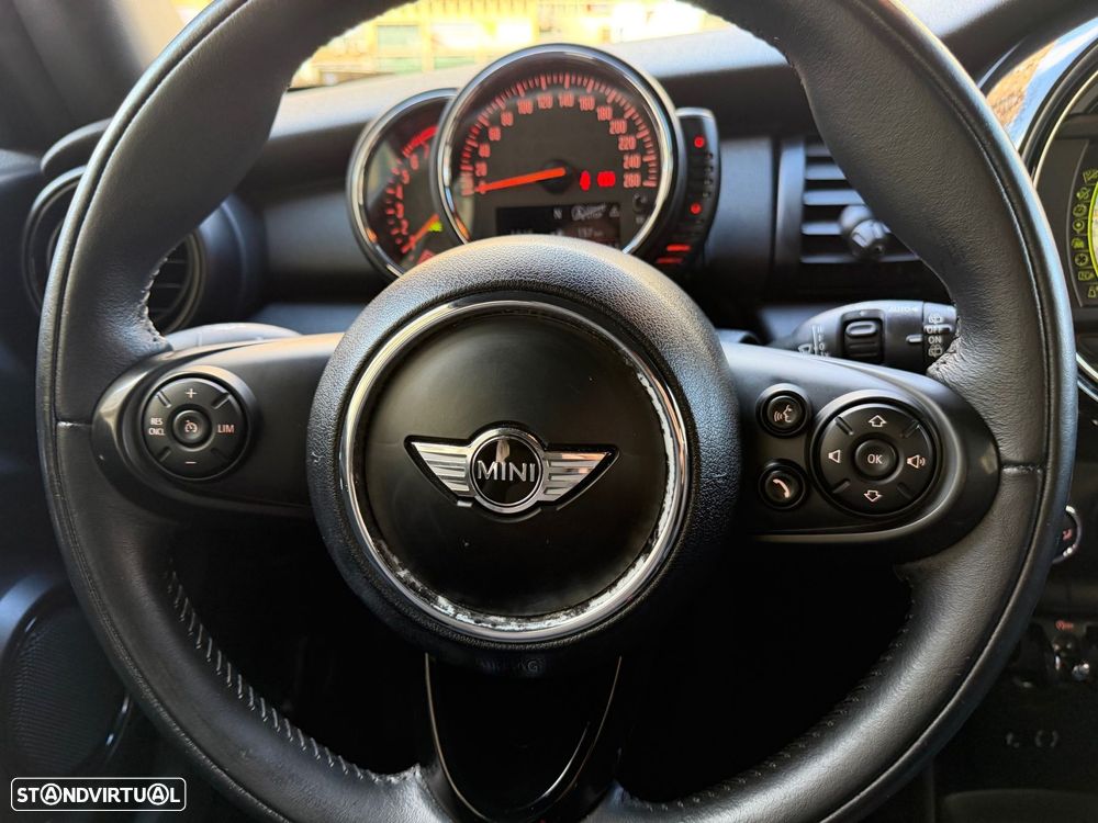 MINI 3 Portas One - 19