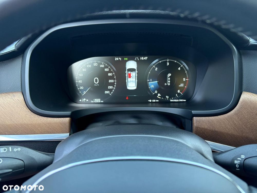 Volvo S90 D4 Inscription - 17