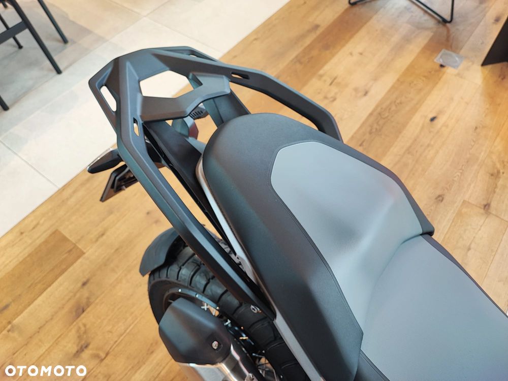 BMW R - 16