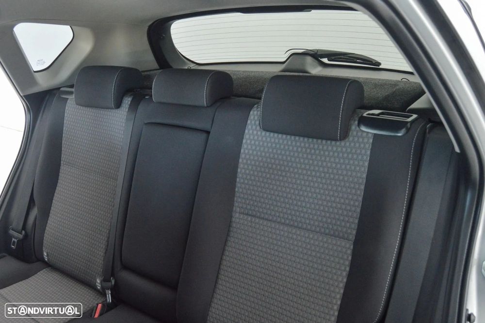 Toyota Auris 1.4 D-4D Comfort - 11