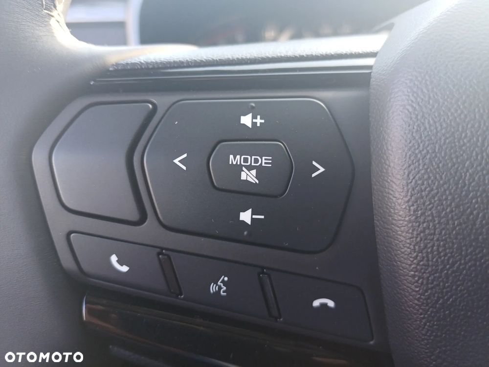 Isuzu D-Max 1.9 DC LSE - 19