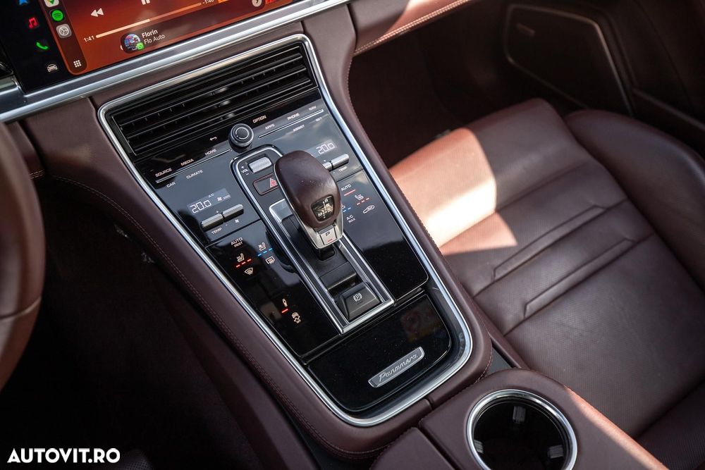 Porsche Panamera - 29