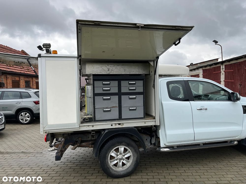 Ford Ranger 2.2 TDCi 4x4 DC XLT - 8