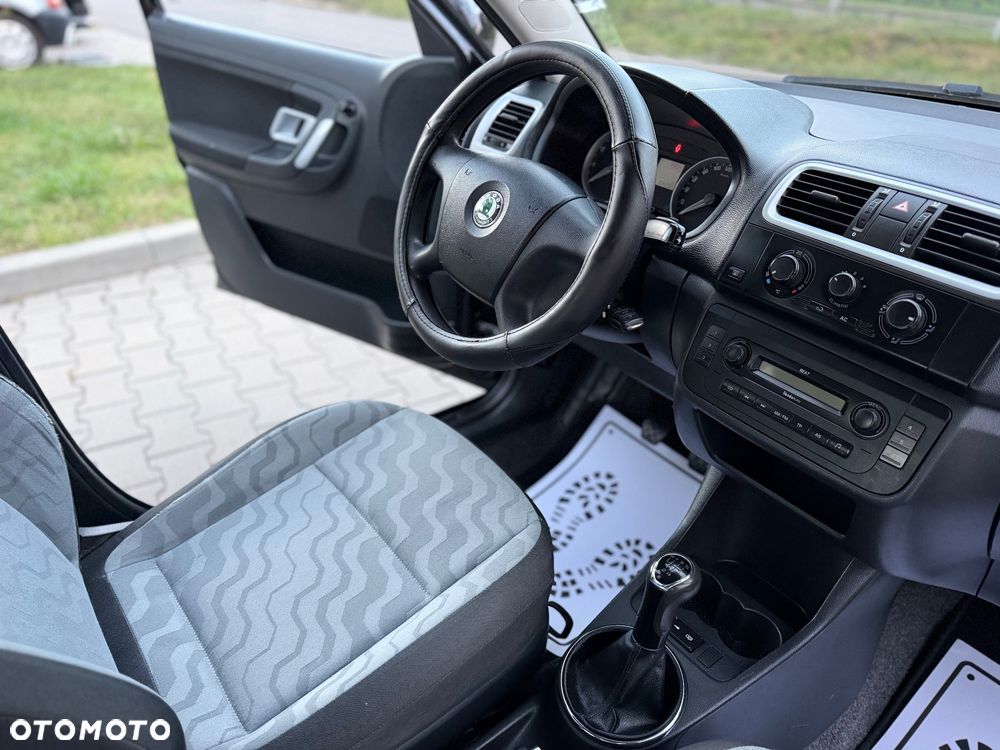 Skoda Fabia 1.4 16V Comfort - 32
