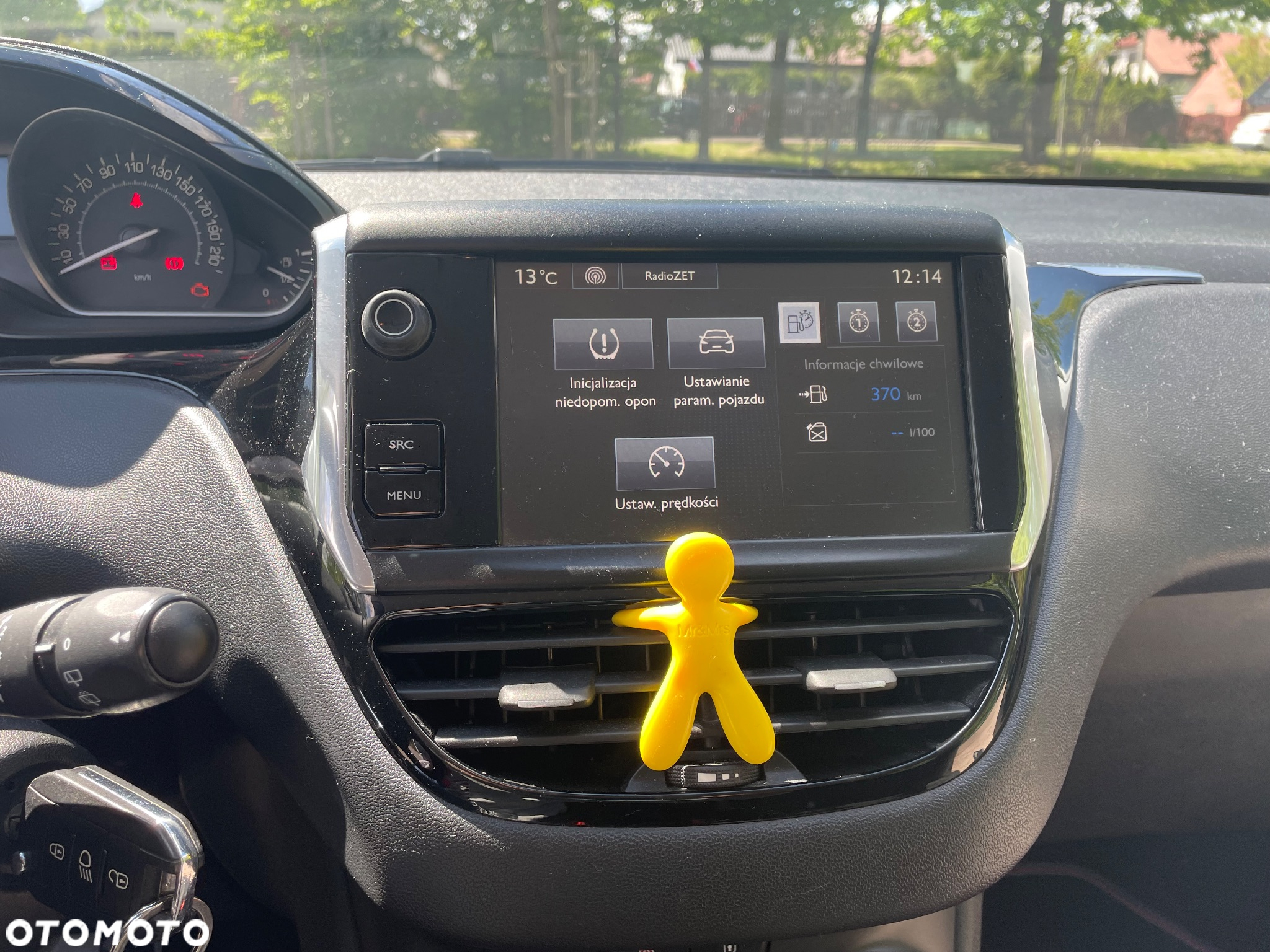 Peugeot 208 - 9