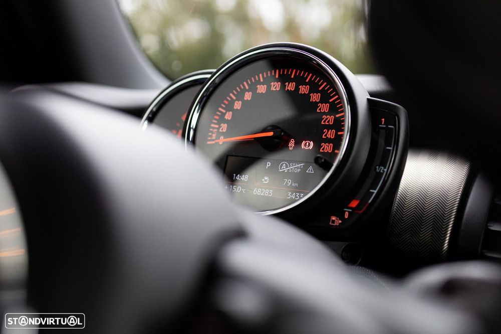 MINI 3 Portas Cooper D Auto - 16
