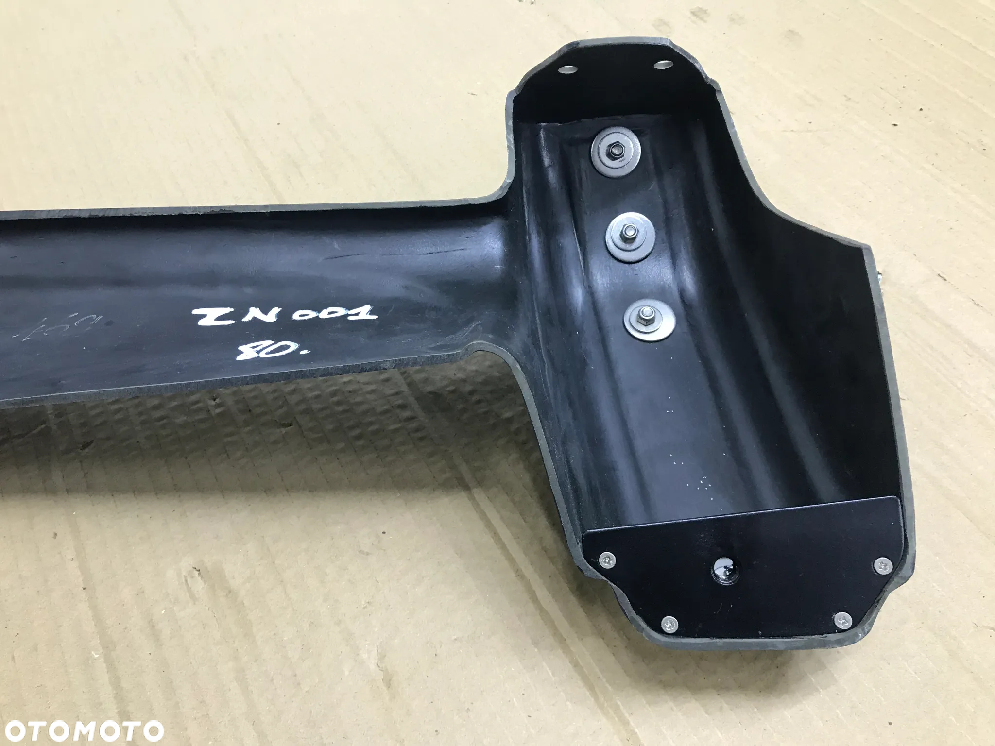Zderzak przedni Mitsubishi Pajero Pinin 05- nakładka zderzaka przód kangur MZ312188 - 12